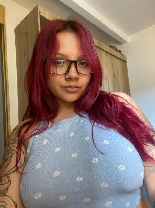 Thumbnail StudySeductress Asks: Do You Like Girls Who Speak Their Mind? | GirlswithNeonHair