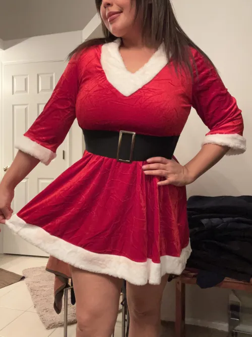 Thumbnail Santa Pai's Surprises for Amateur MILFs by Pootahhh