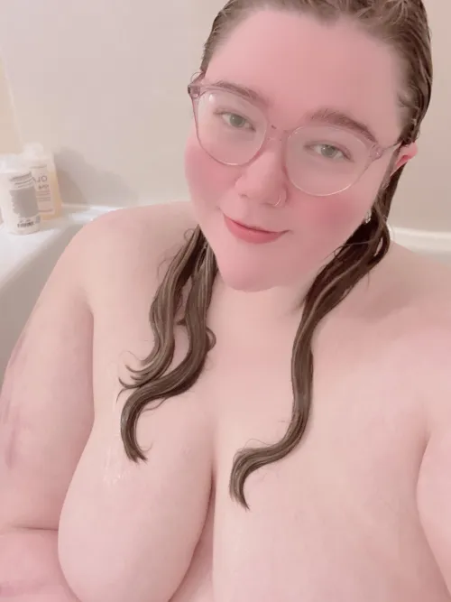 Thumbnail Take a Bath with Me: BBW Self-Care Encouragement | shyangelicrose