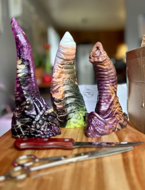 Thumbnail Exciting Unboxing Day Surprise from Pleasure Forge by nesting-doll on BadDragon