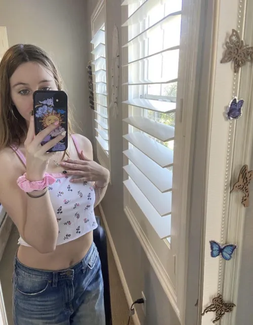 Thumbnail Hot_Argument_2020's Daily Choice: Going Braless Boldly