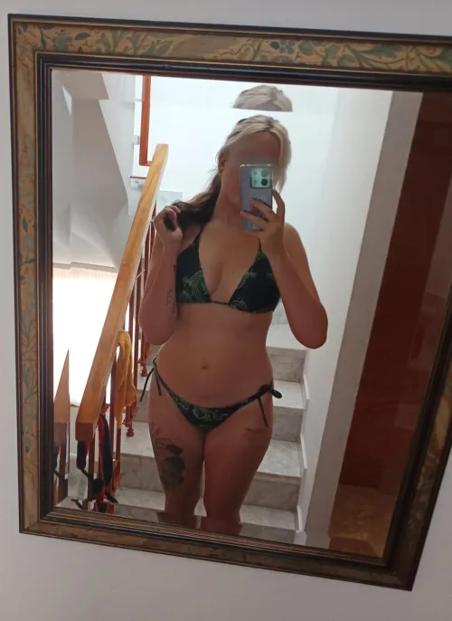 Thumbnail Mirror Selfie for Bikini Lovers: Expert Tips by kannablue