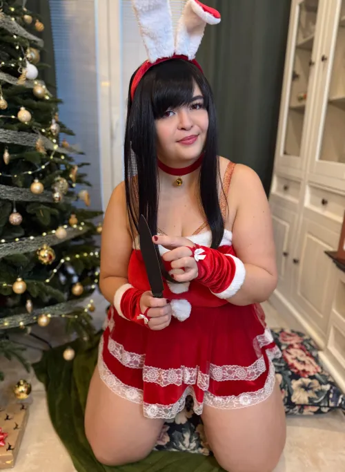 Thumbnail Transform into Yor Forger from Spy x Family with dia_in_cosplay - cosplaygirls