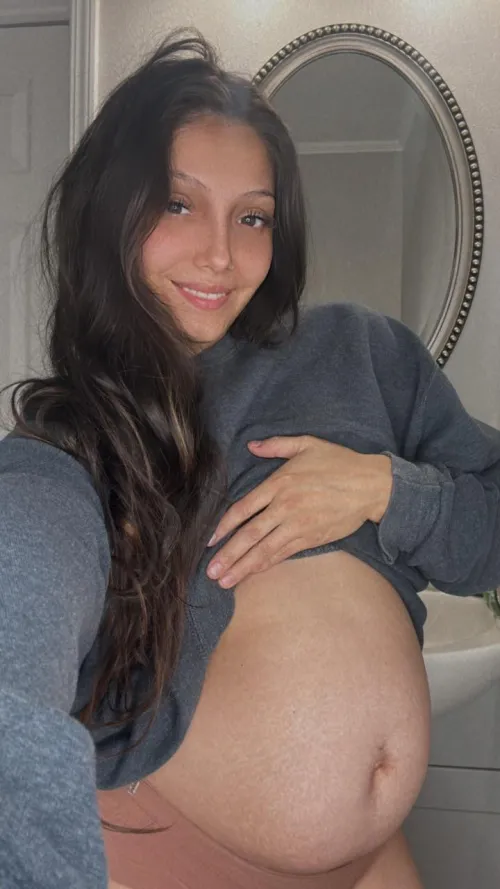 Thumbnail Celebrating 21 Weeks of Pregnancy - Still Looking Hot! by DatChickenHead | PreggoPorn