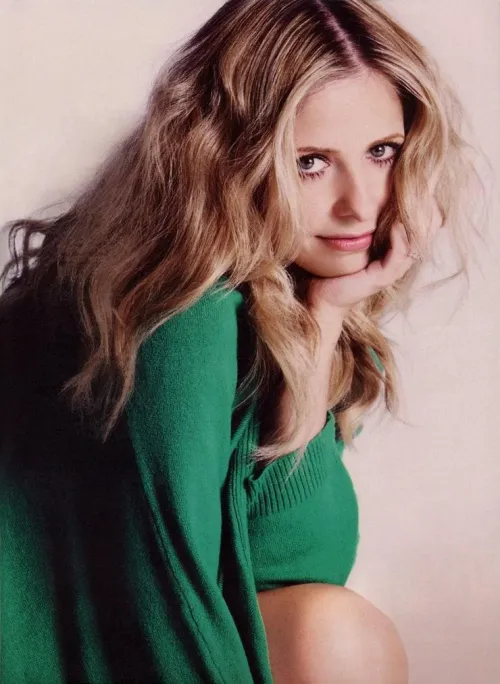 Thumbnail Sarah Michelle Gellar: A Timeless Beauty by veil18 - PrettyGirls Insight