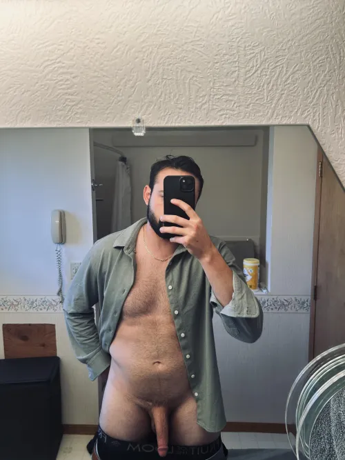 Thumbnail jj-annon07 Aims for a Hot Dad Bod by 2025