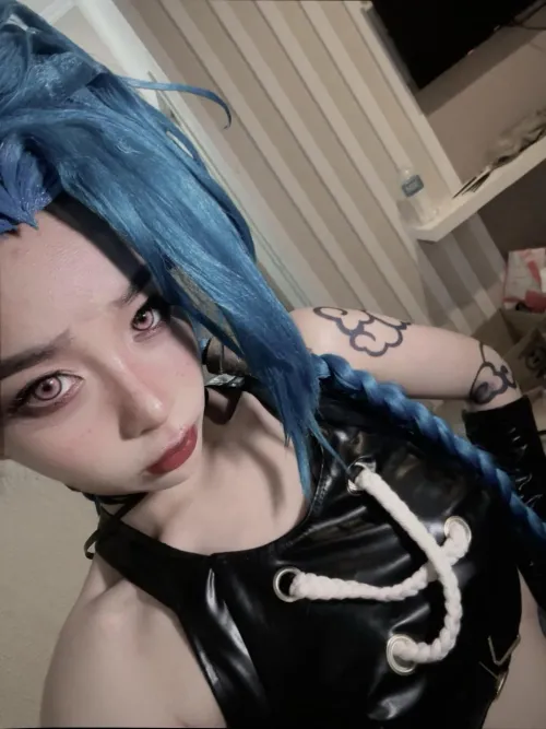 Thumbnail All About Jinx: Check Out the Cosplay by kaichumchum | cosplaygirls