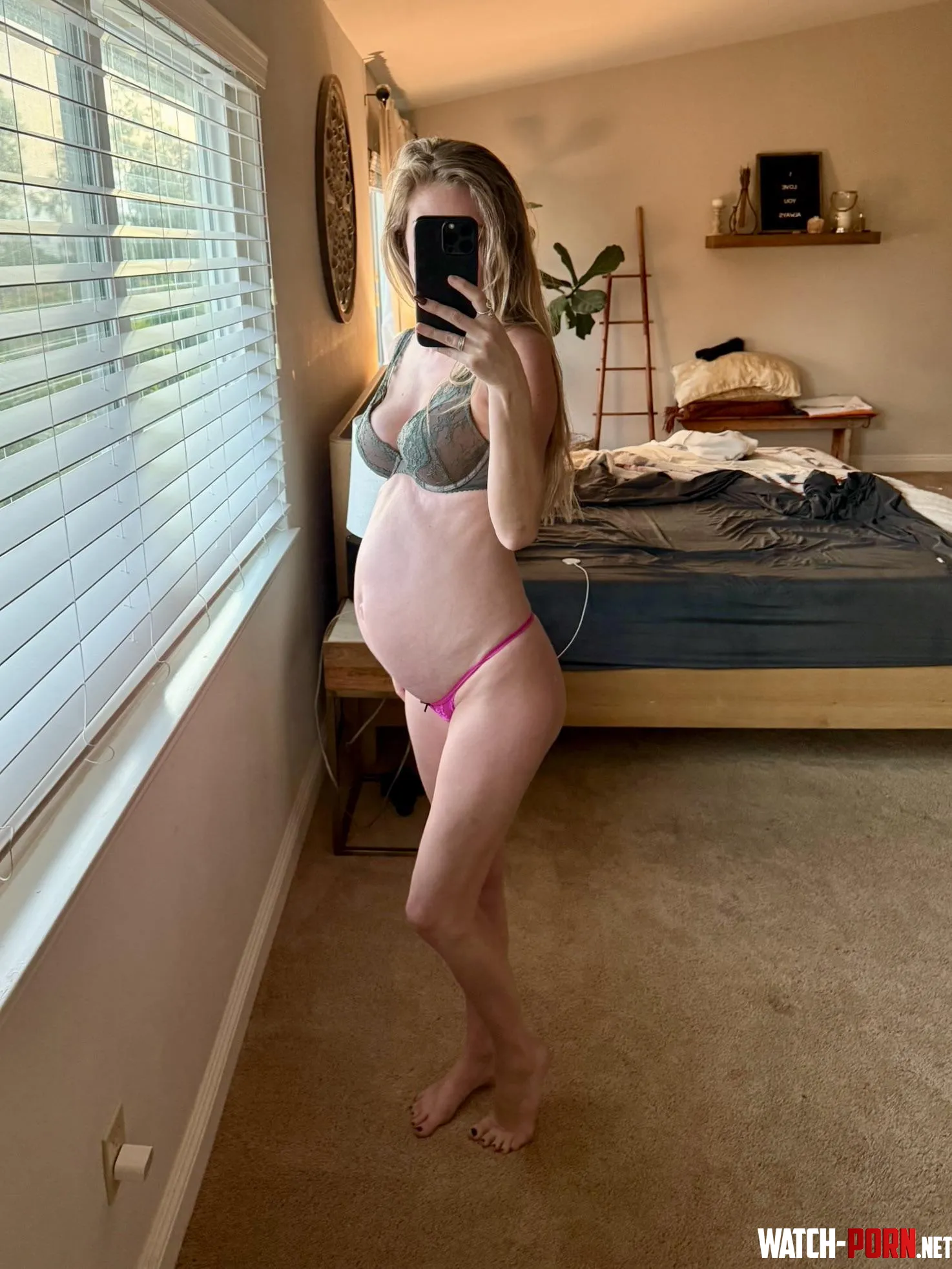 Raise your hand if youd still fuck me 3 months pregnant  by YourBlondeMommy