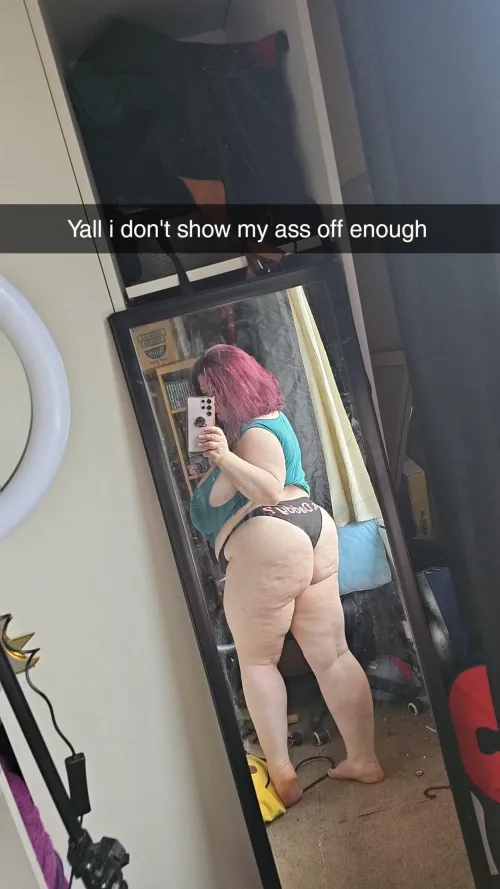 Thumbnail 'My New Year's Resolution is to Show My Butt More' by Hollow_Insanity: A BBW Chronicle