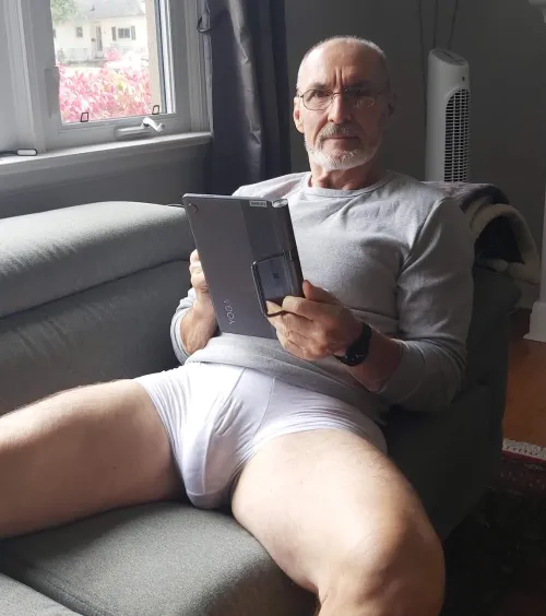 Thumbnail Lkn4hamiltonLTR Celebrates 72 with a Bulge Post | Bulges