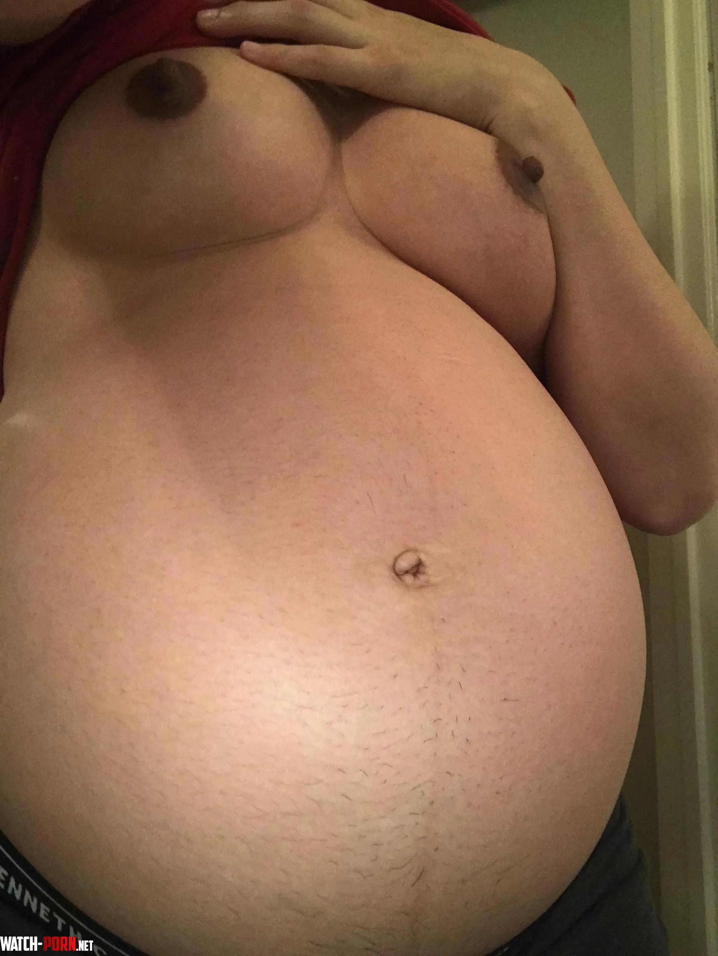 28 weeks tits by Goodwetwet