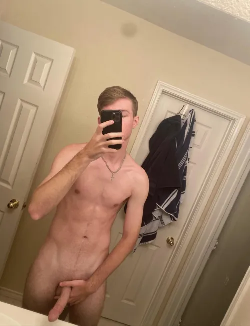 Thumbnail Who Likes This 19-Year-Old Virgin Cock by TownLarge9628 | ladybonersgw Category