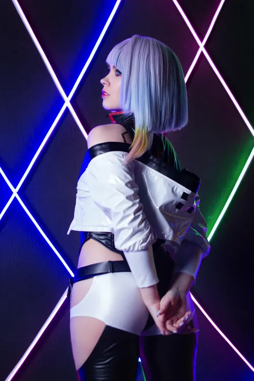 Thumbnail Step into Cyberpunk World with 'Lucy' Cosplay by Author Akito_cos