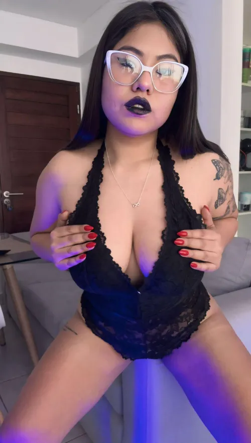 Thumbnail Tight Allure: alanazaid's Bodysuit Revelation