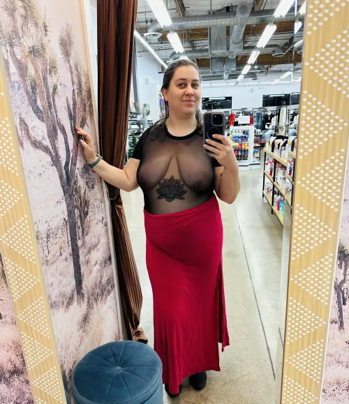 Thumbnail amburr-boobs' Fascinations: A Love Story of Shopping Experiences