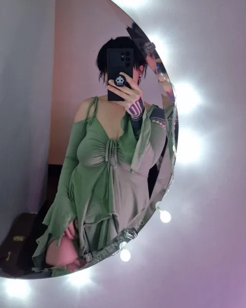 Thumbnail Good Day Wishes - mistermissus86's MirrorSelfie Collection