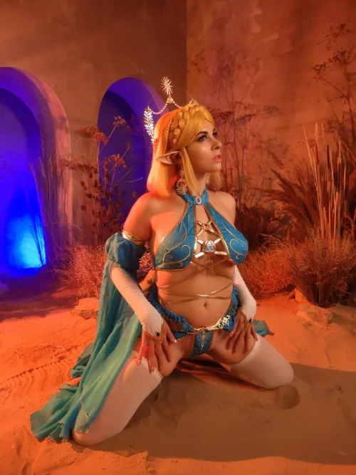 Thumbnail Zelda Cosplay by Yuna Kairi: A Delight for cosplaygirls Enthusiasts