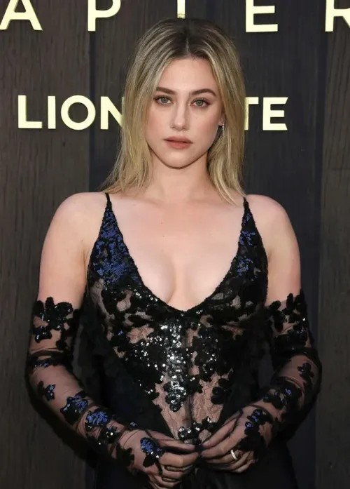 Thumbnail Lili Reinhart: Radiant Beauty in Focus | Gentlemanboners