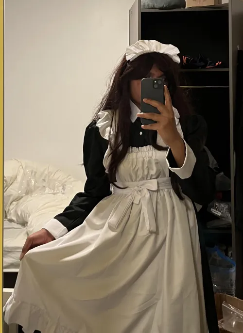 Thumbnail Doughnut_Unlucky Posing in Maid Outfit in the femboy Category