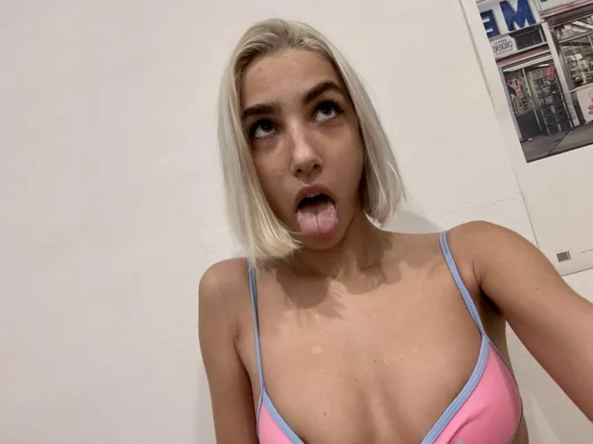 Thumbnail Fantasies Unleashed: The Allure of RealAhegao