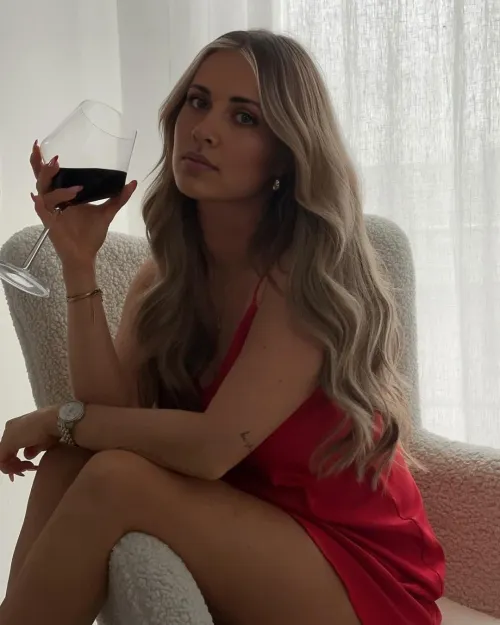 Thumbnail Wine Time: A Glass with Winter_Ebb_9893 | classygirls