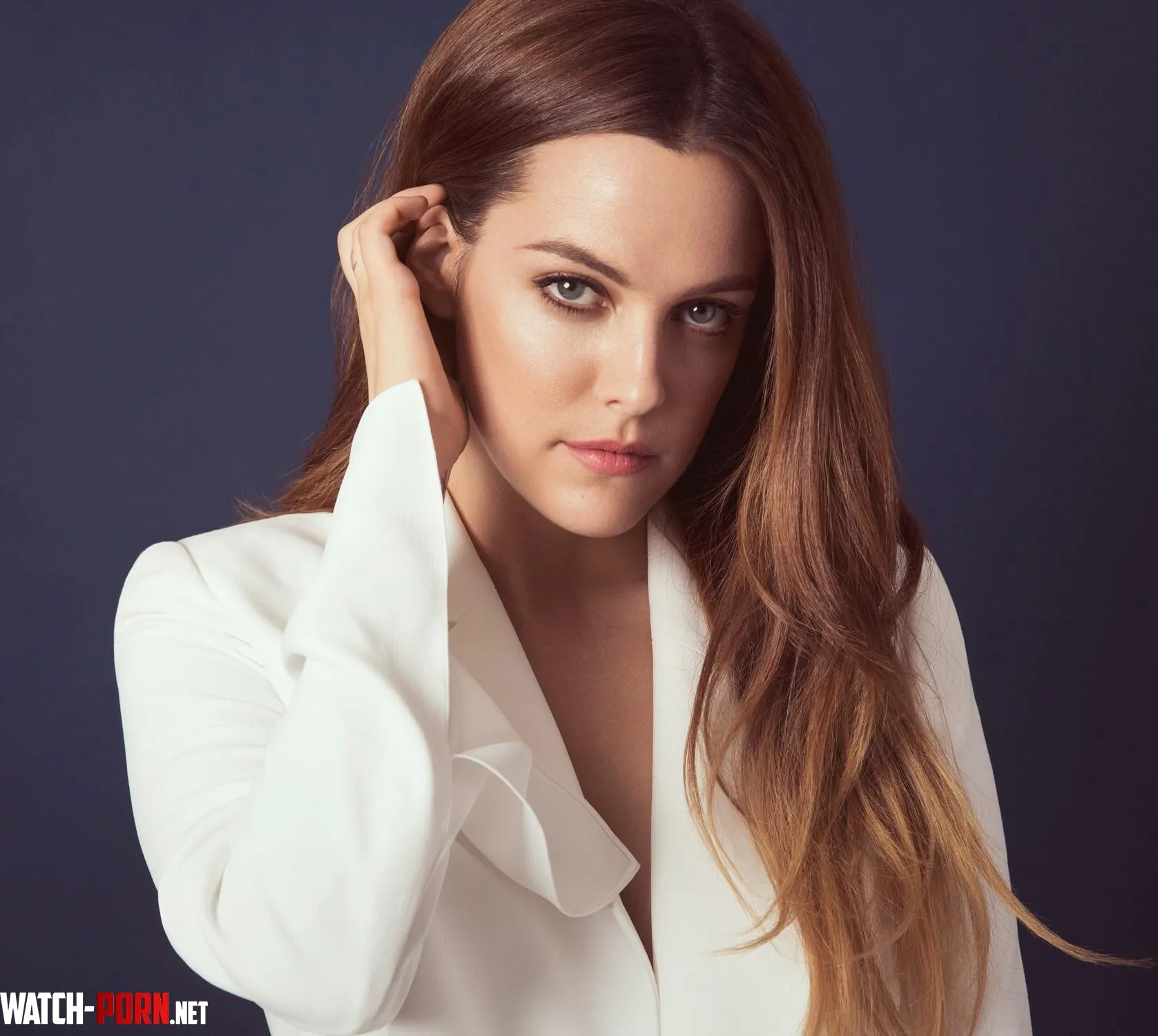 Riley Keough by veil18