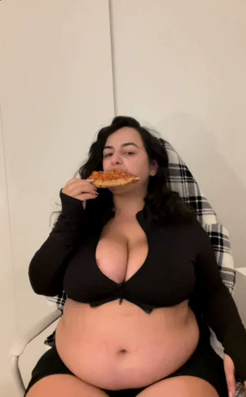 Thumbnail Challenge Accepted: Eating a Slice of Pizza Each Day in 2025 by Friendly69Lady