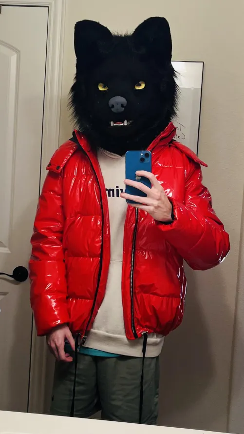 Thumbnail Unveil the Story of a Puffer Jacket Purchase by alp1neeeee in the Furry Category