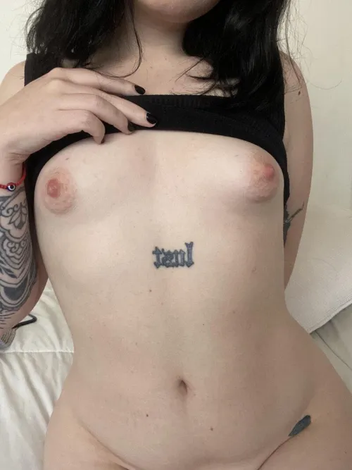 Thumbnail Puffies Deserve Rewards: Join littleviolet18 in a Sensual Experience