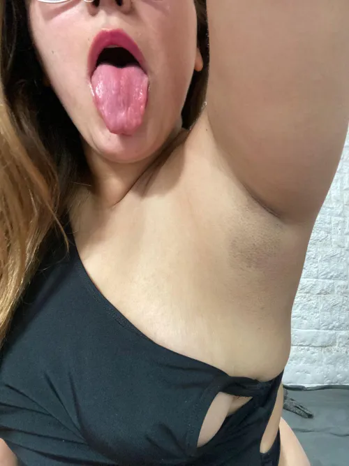 Thumbnail Taste Armpits Like Never Before: Moongoddesssugar's Temptation