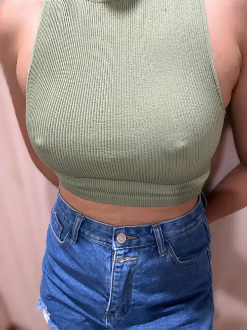 Thumbnail Green & Braless: Journey with 'Heading Out in Green' by Mischiefmaya