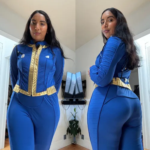 Thumbnail Fallout Vault Girl Cosplay by brownlatinaspice | cosplaybutts Category