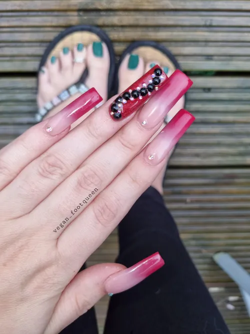 Thumbnail Nail Length Delicacies Revealed | Veganfootqueen's Aesthetic Display