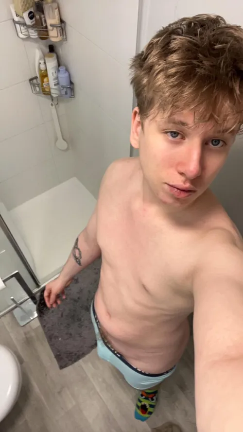 Thumbnail Boy Toy Search: Seeking Fun with Gaymers