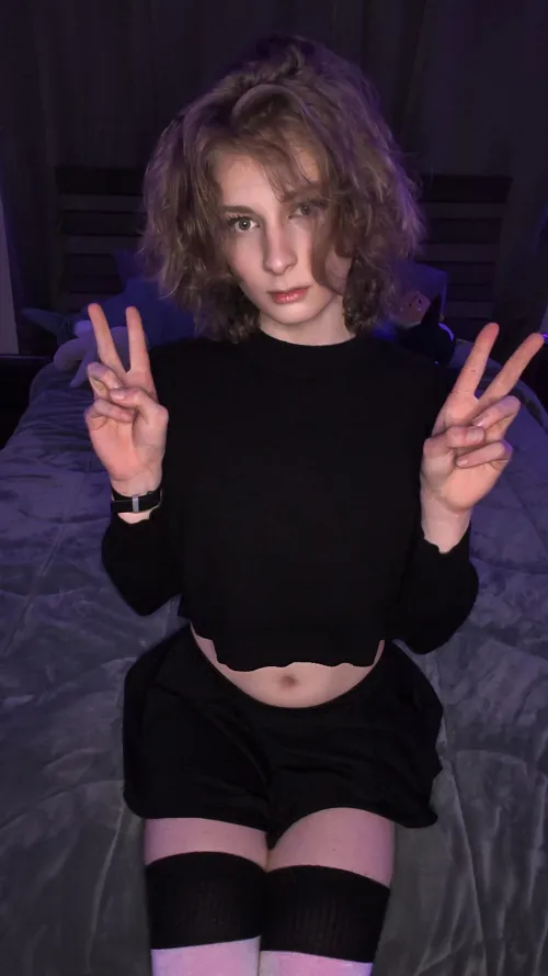 Thumbnail ElysianFemboy Takes on Messy Hair with Cute Flair - Dive into the femboy Trend