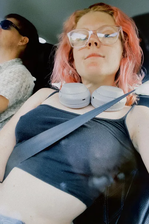 Thumbnail Passenger Ponder: Teegz91's Braless Musings