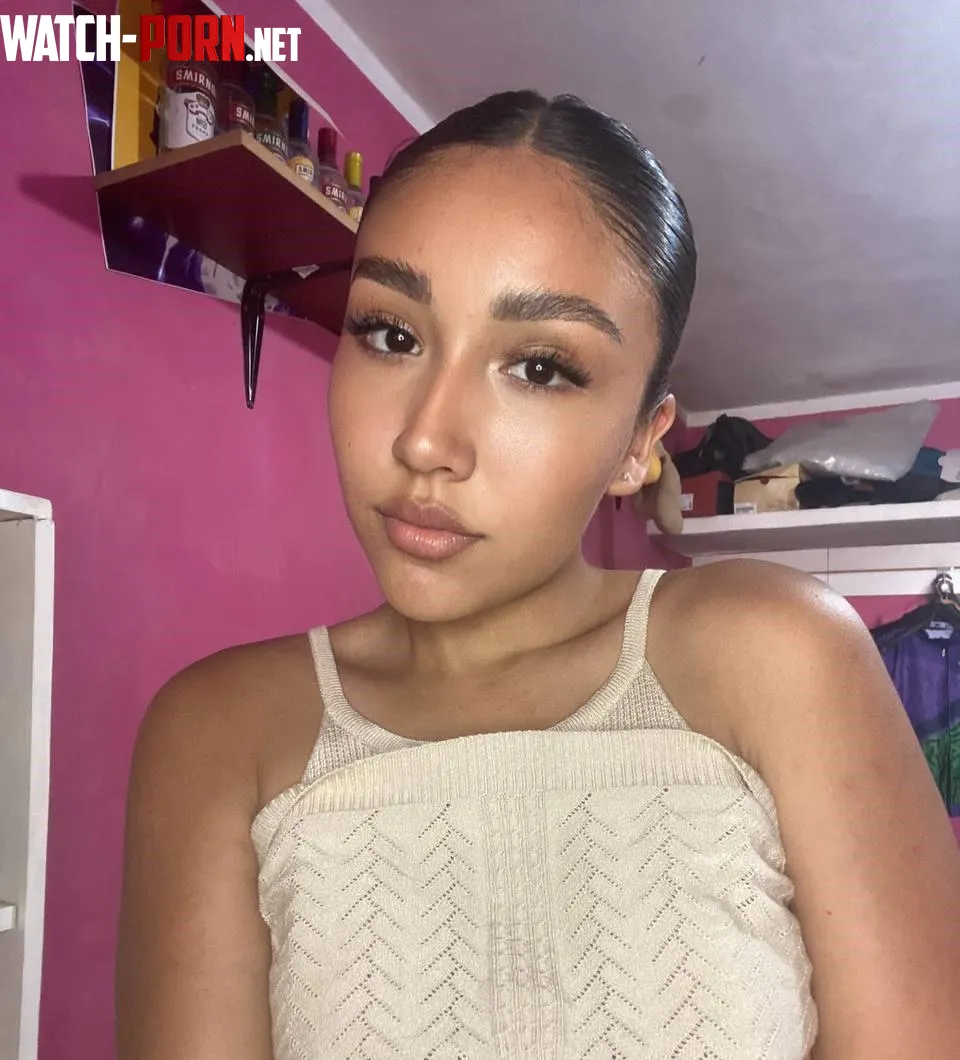 just the face of a cute latina girl by HeartfeltHoneyy