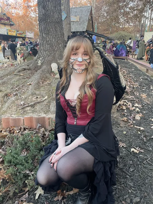 Thumbnail Auroraaurealis_'s Enchanting Renfest Trip: Embracing Fall Fling Delights in the GWNerdy World