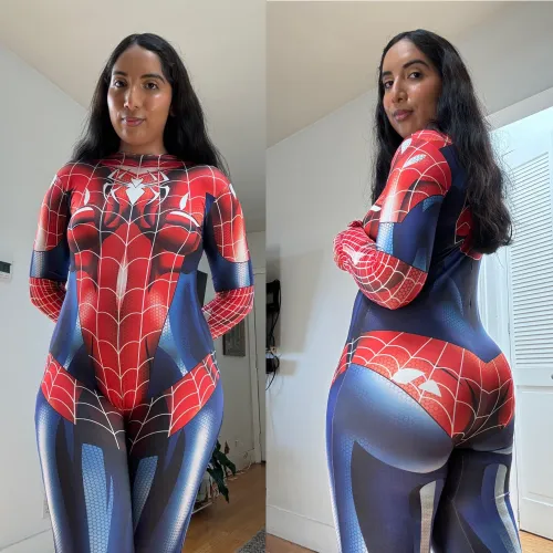 Thumbnail Becoming Spider Woman: A Cosplay Transformation | brownlatinaspice | cosplaybutts