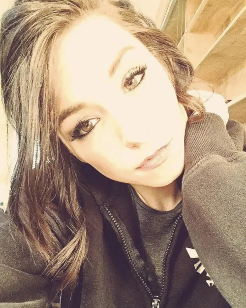 Thumbnail Discover the Allure of Christina Grimmie in the PrettyGirls Category