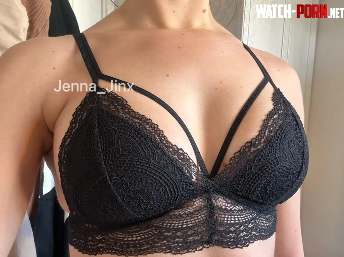 Come see my petite British tits OC by jenna_jinx