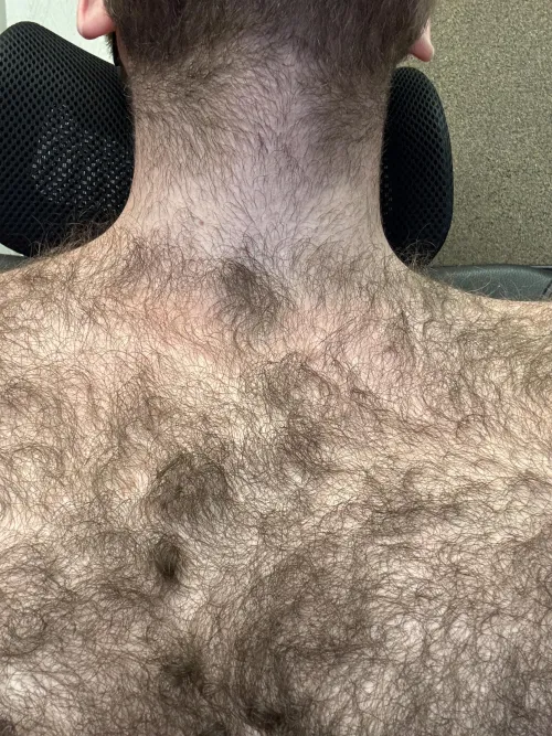 Thumbnail Insanely Hairy Men: Redditor's Bold Experiment Reviewed