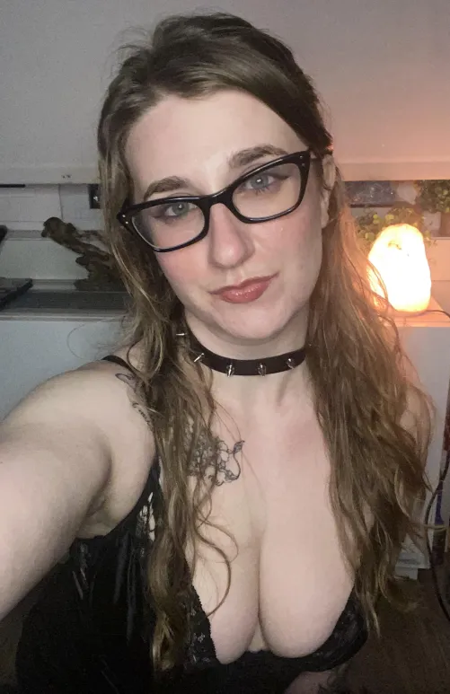 Thumbnail Submissive Alt Girl Vibes with lasciviouslace in collared