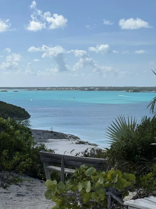 Thumbnail Stocking Island Exuma Beauty: Admirable-Boat-5318's Perspective