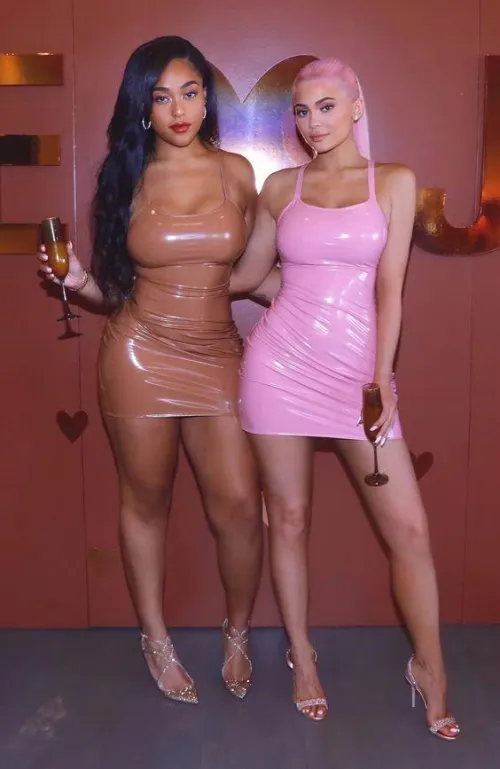 Thumbnail Insanely Tight Dresses: AttorneyPretend9659's Take