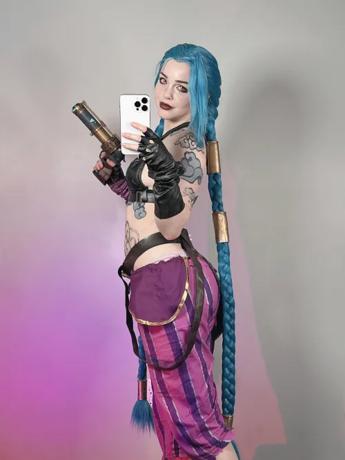 Thumbnail Arcane Jinx Cosplay by emkitty | jjs_sidequest