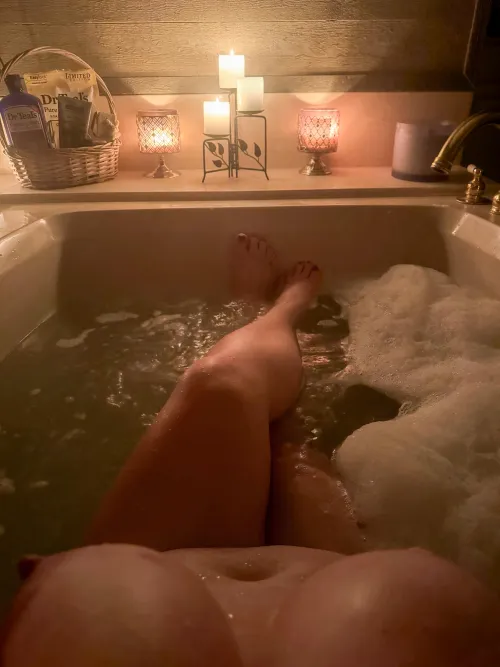 Thumbnail Bubble Bath Chronicles: A Spicy BBW Saga