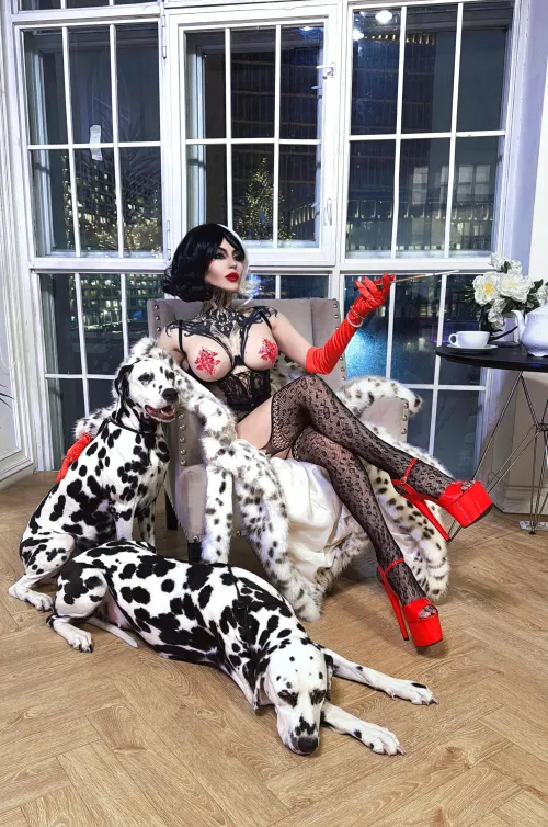 Thumbnail Explore Cruella de Vil 101 Dalmatians Costume by Vampandbeauty