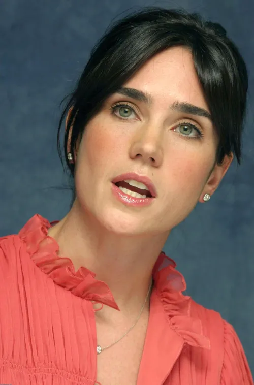 Thumbnail rom003's Exploration: Jennifer Connelly's Timeless Beauty