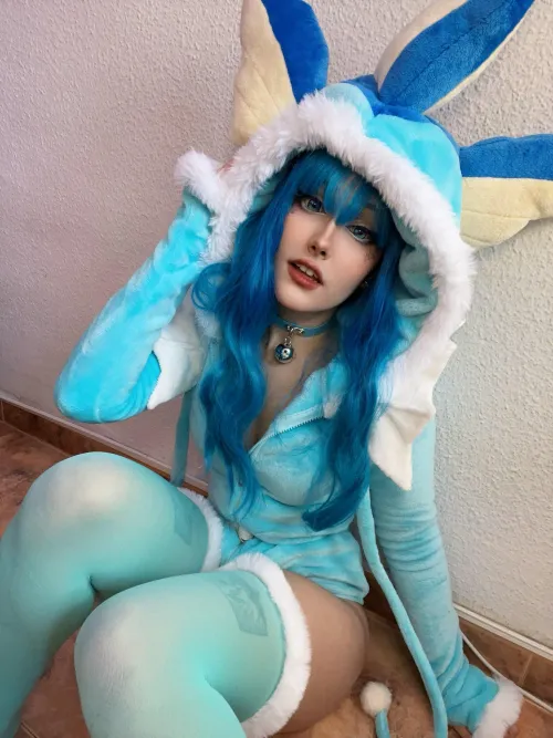 Thumbnail Cosplay Girls: Dive into Vaporeon by Nyukix